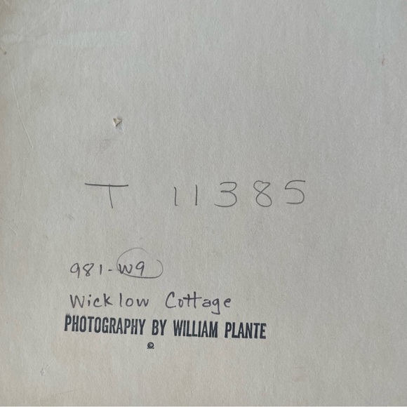 William Plante Photography Wicklow Cottage 10x8 Photo in Matted Oak Wood Frame - Picture 6 of 7